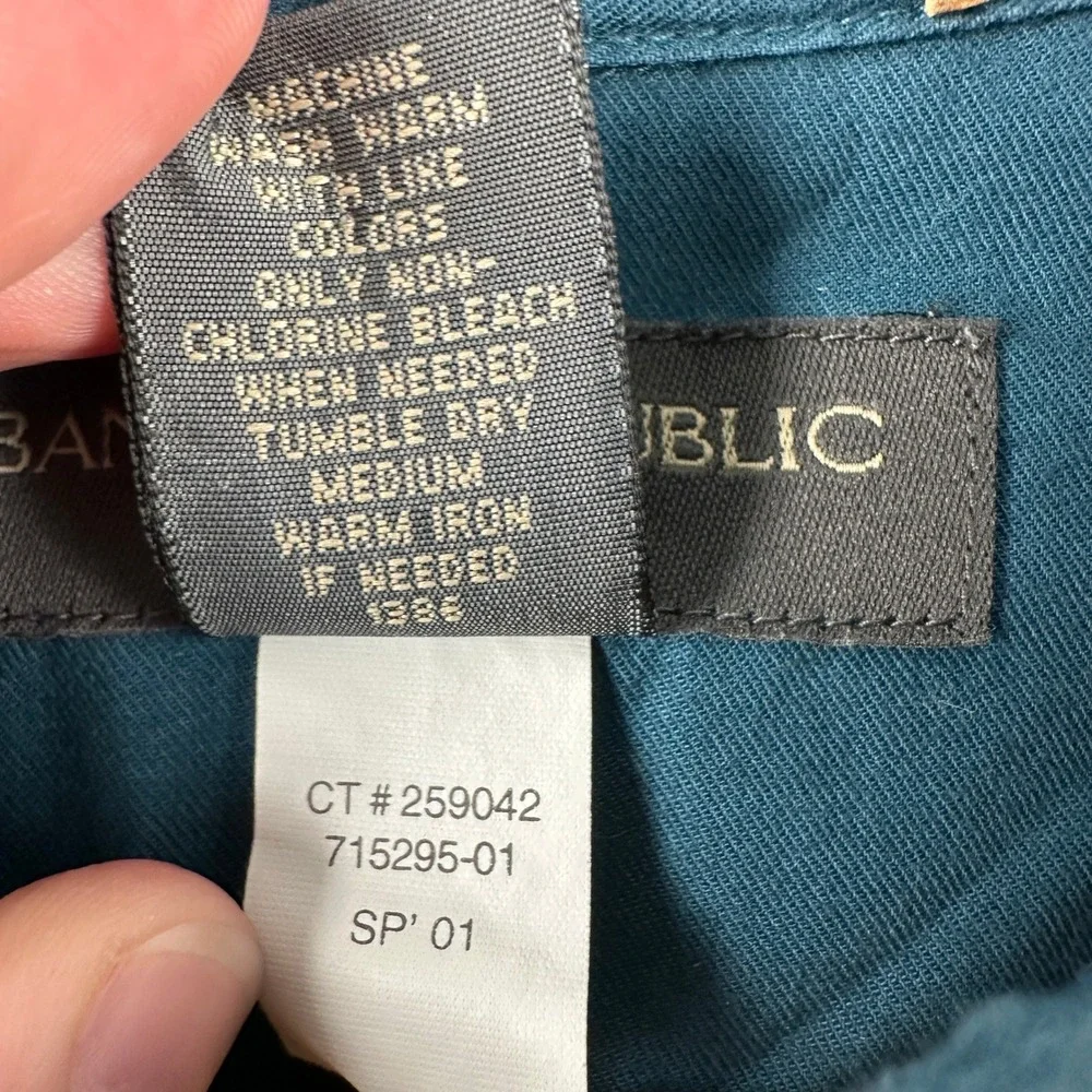 Banana Republic Button Down Shirt Mens M Classic Teal Long Sleeve Cotton
